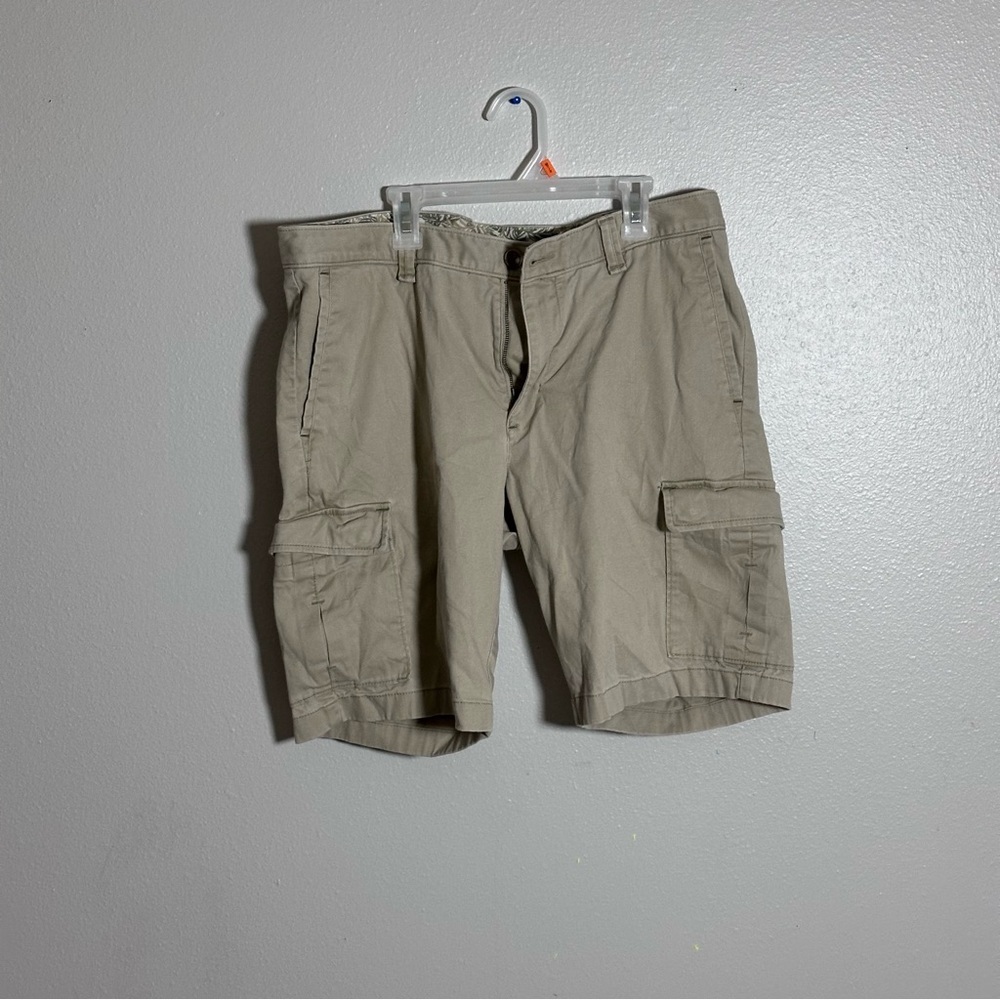 Tommy‎ Bahama Men Casual Preppy Cargo Tan Beige Boracay Shorts size 34